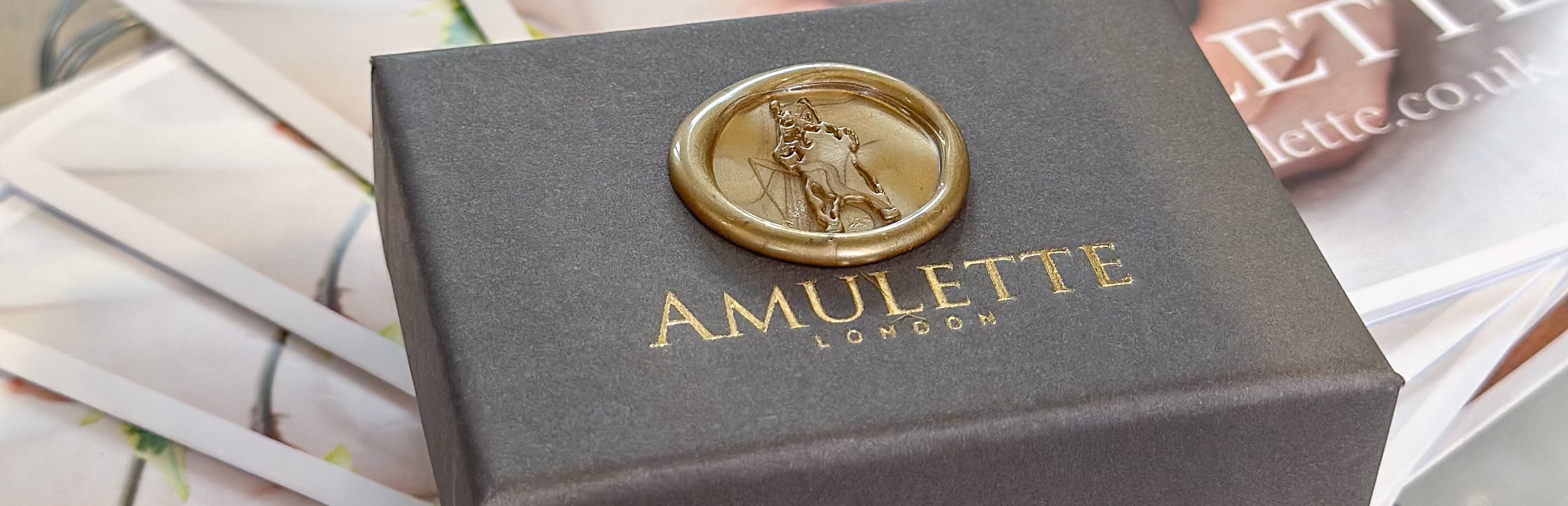 Jewellery gift vouchers online and in store, virtual gift cards for jewellery purchases from Amulette Jewellery UK