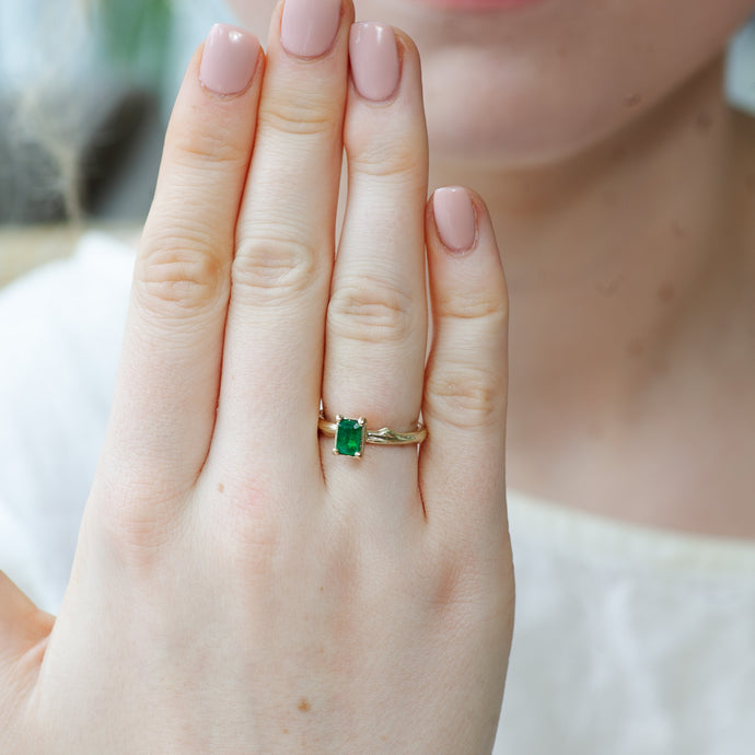 Recycled Gold Ring with green emerald 