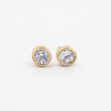 round moonstone earrings yellow gold