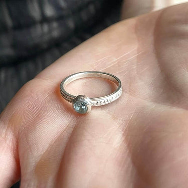 Silver aquamarine ring 