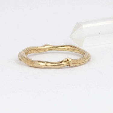 18ct gold twig wedding ring 